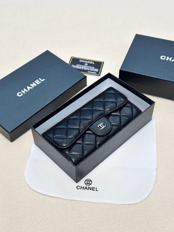 CHANEL Caviar Quilted Large Gusset Flap Wallet