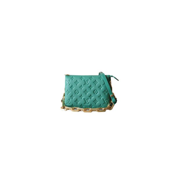 LV Coussin BB