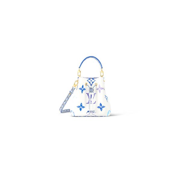 LV By the Pool NEONOE BB