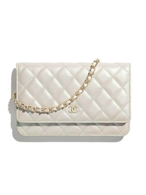 CHANEL Wallet On Chain