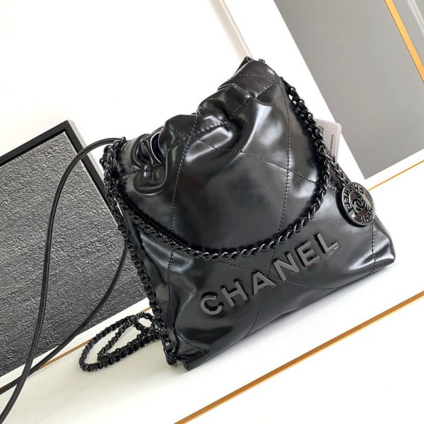 CHANEL 22 MINI HANDBAG(high-end grade)