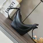 LOEWE Mini Hammock hobo in classic calfskin(HIGH-END GRADE)