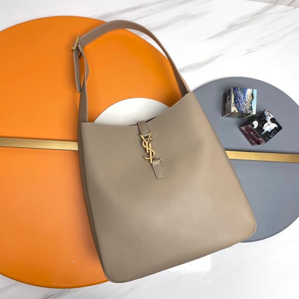 YSL LE 5 À 7 large soft leather bag