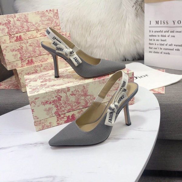J'Adior Slingback Pump