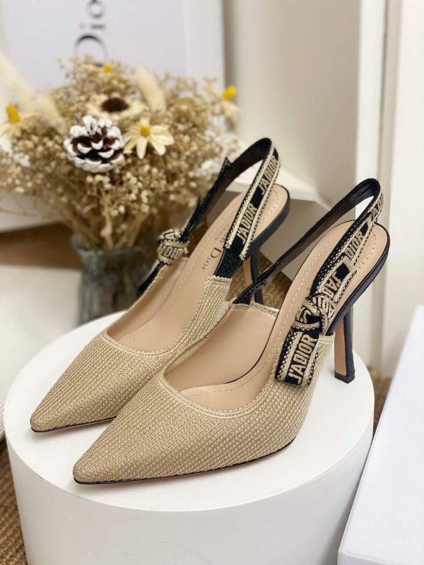 J'Adior Slingback Pump