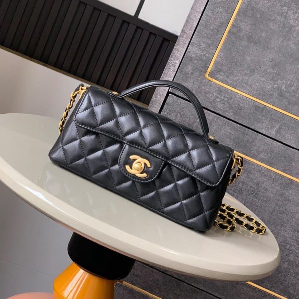 CHANEL Mini Flap Bag with Top Handle(high-end grade)