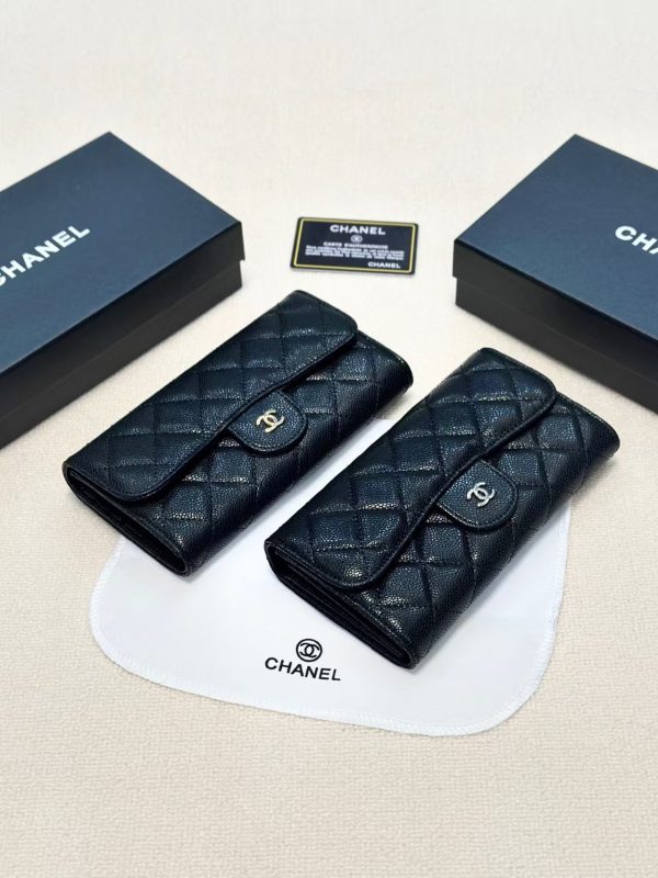 CHANEL Caviar Quilted Large Gusset Flap Wallet
