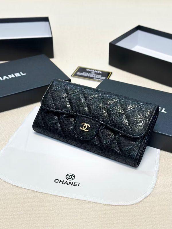 CHANEL Caviar Quilted Large Gusset Flap Wallet
