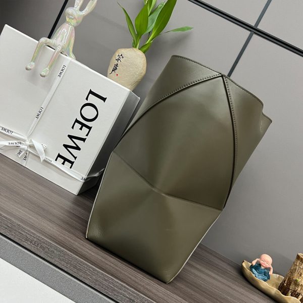 LOEWE Medium Puzzle Fold tote in shiny calfskin(HIGH-END GRADE)