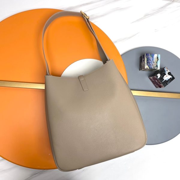 YSL LE 5 À 7 large soft leather bag