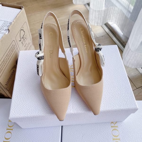 J'Adior Slingback Pump