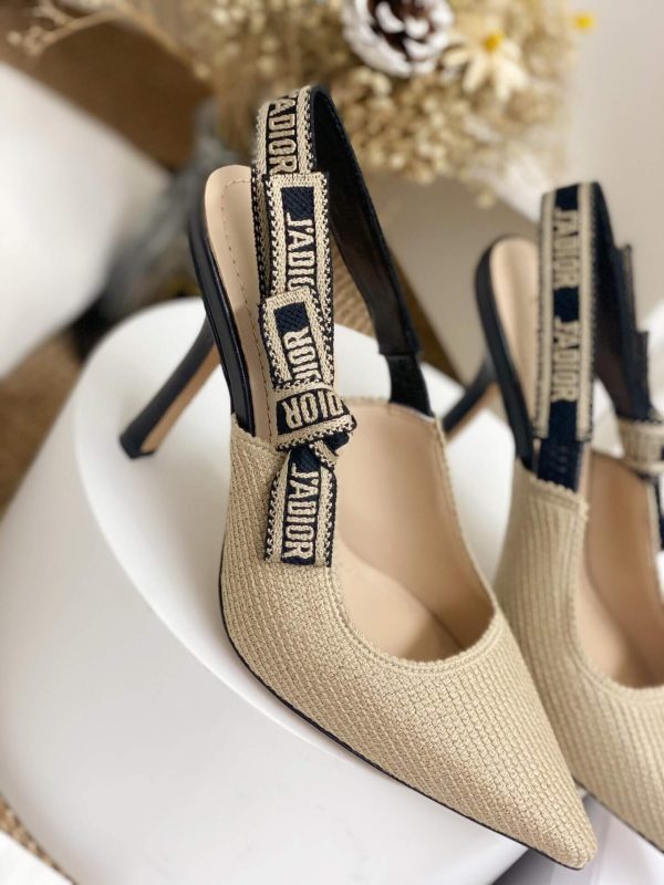 J'Adior Slingback Pump