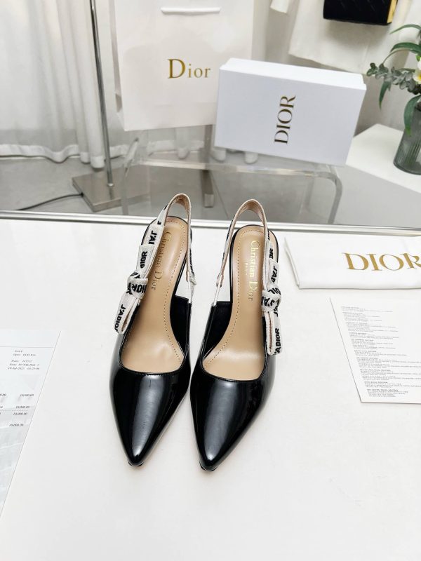 J'Adior Slingback Pump