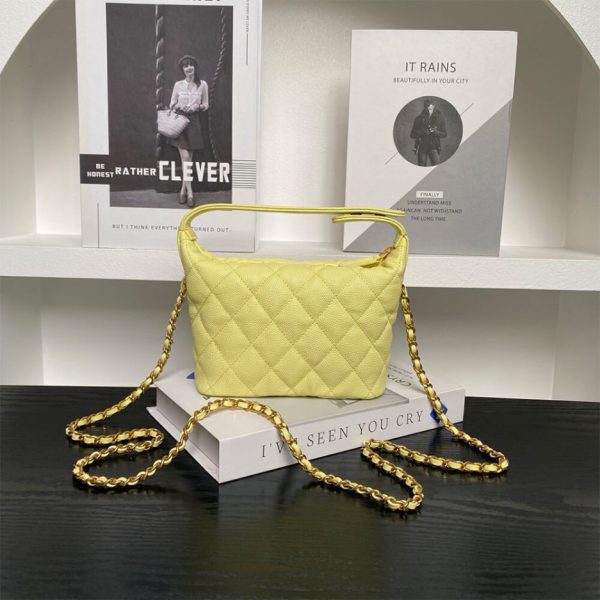 CHANEL Classic Hobo with Chain(High-end Grade)