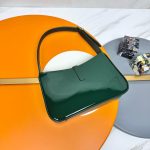 YSL le 5 à 7 in patent leather(HIGH-END GRADE)