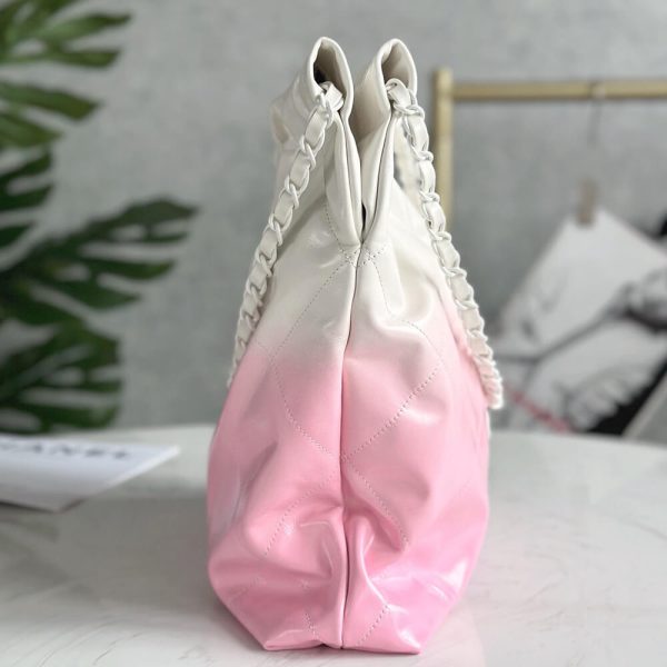 CHANEL 22 HANDBAG(high-end grade)