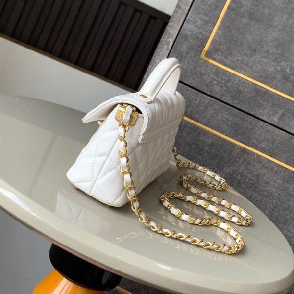 CHANEL Mini Flap Bag with Top Handle(high-end grade)