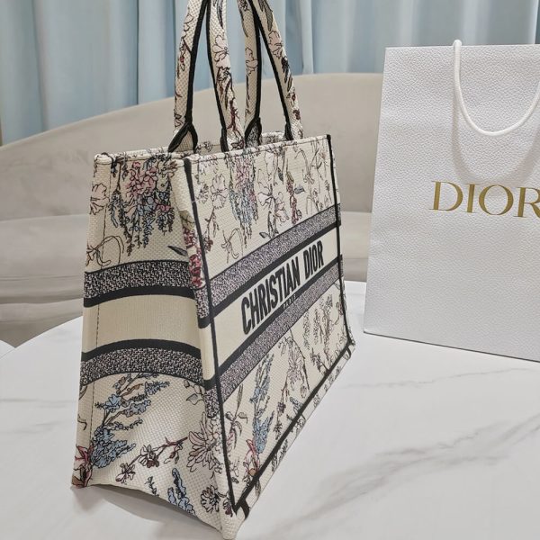 Medium Dior Book Tote