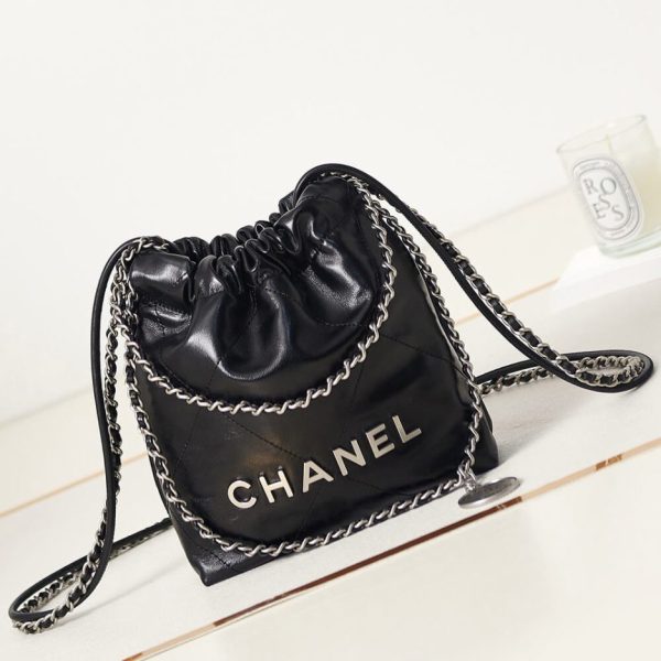 CHANEL 22 MINI HANDBAG(HIGH-END GRADE)