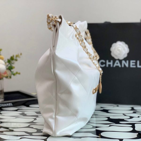 CHANEL 22 SMALL HANDBAG(high-end grade)