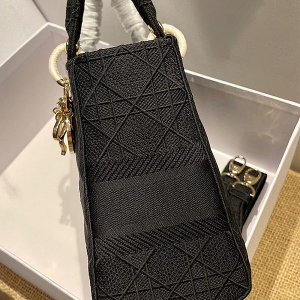 DIOR MEDIUM LADY D-LITE BAG