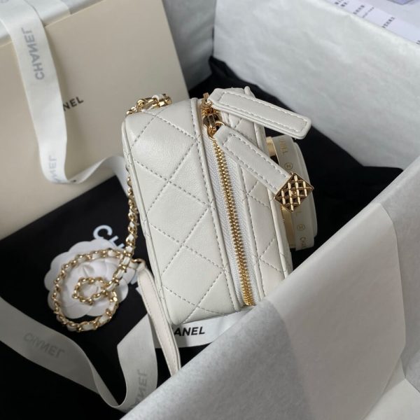 CHANEL CAMERA BAG