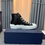B23 HIGH-TOP SNEAKER