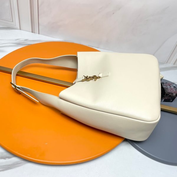 YSL LE 5 À 7 large soft leather bag