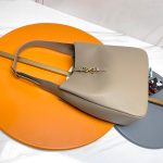 YSL LE 5 À 7 large soft leather bag