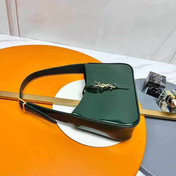 YSL le 5 à 7 in patent leather(HIGH-END GRADE)