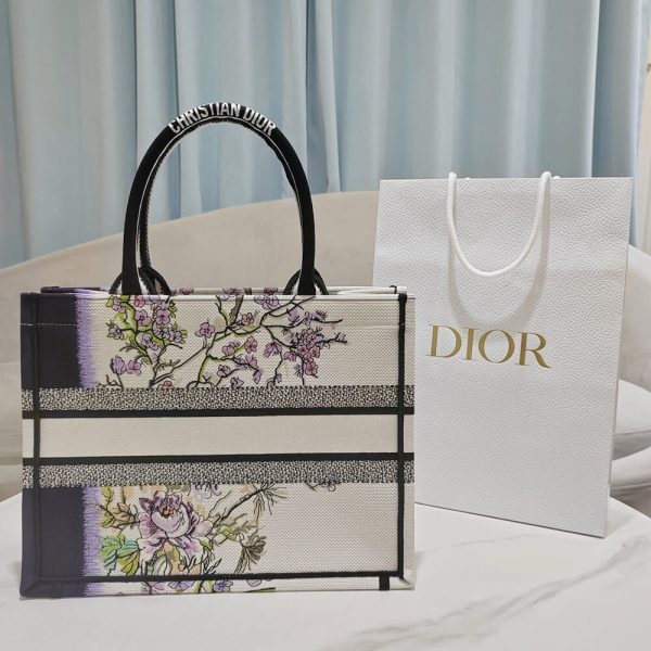 Medium Dior Book Tote
