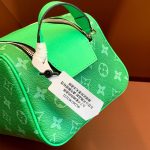 LV Dopp Kit