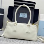Prada Medium Prada Galleria leather bag(high-end grade)