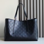 GG Emblem large tote bag