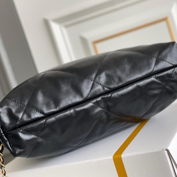 CHANEL 22 BACKPACK