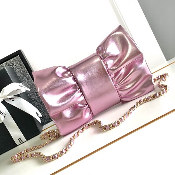 CHANEL Clutch