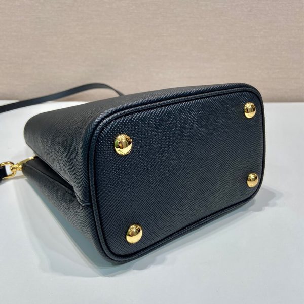 Prada Panier Saffiano Leather Mini Bag(high-end grade)