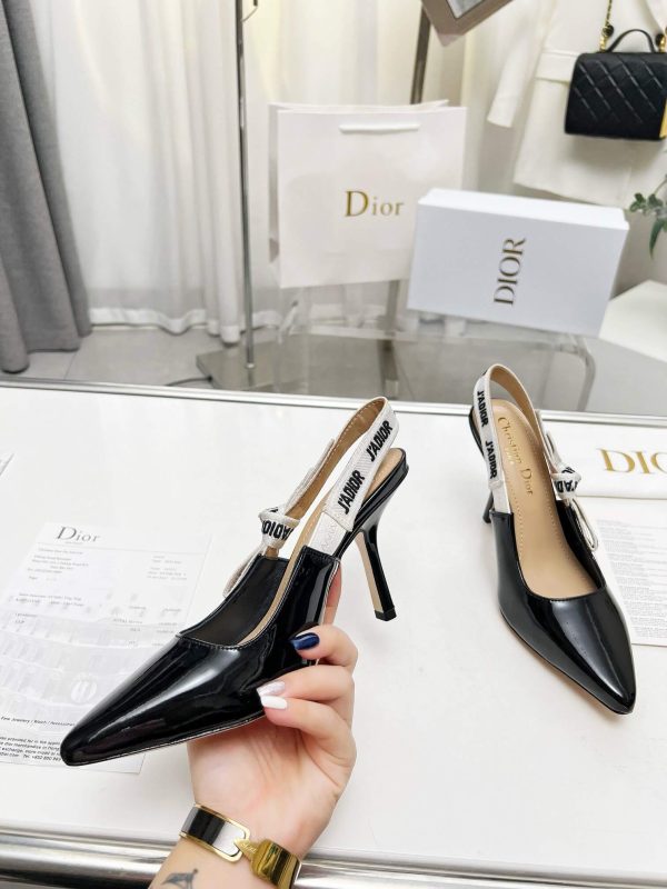J'Adior Slingback Pump