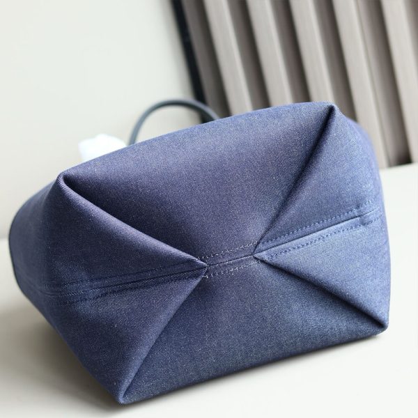 GUCCI TOTISSIMA SMALL REVERSIBLE TOTE BAG