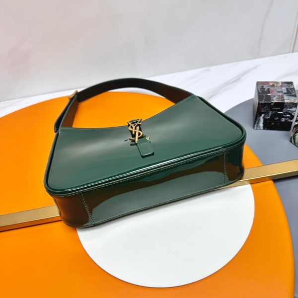 YSL le 5 à 7 in patent leather(HIGH-END GRADE)