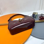 YSL le 5 à 7 in patent leather(HIGH-END GRADE)
