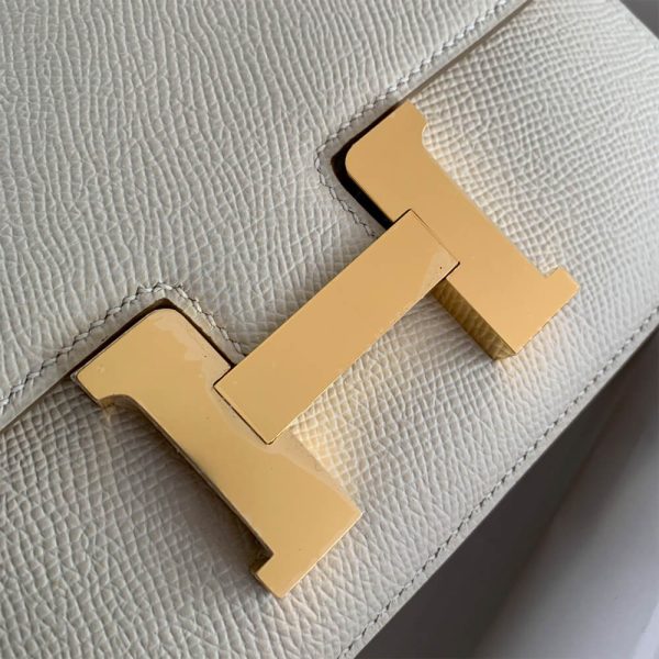 Hermes Constance 18