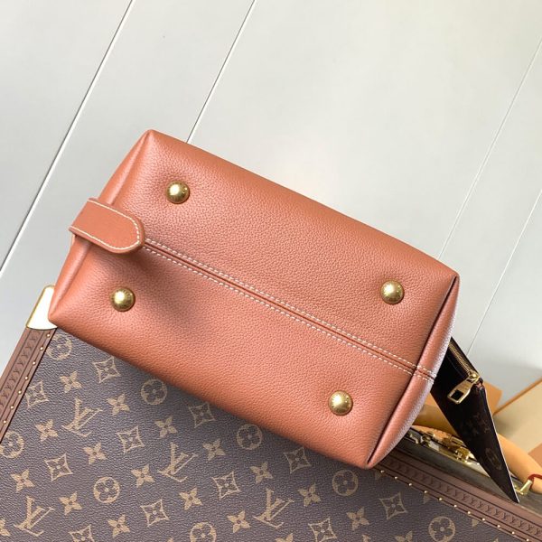 LV Low Key Hobo PM