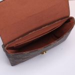 LV Locky BB Handbag
