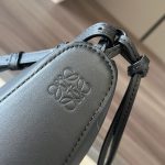 LOEWE Mini Hammock hobo in classic calfskin(HIGH-END GRADE)