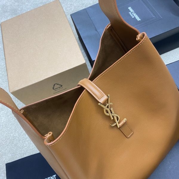 YSL LE 5 À 7 large soft leather bag
