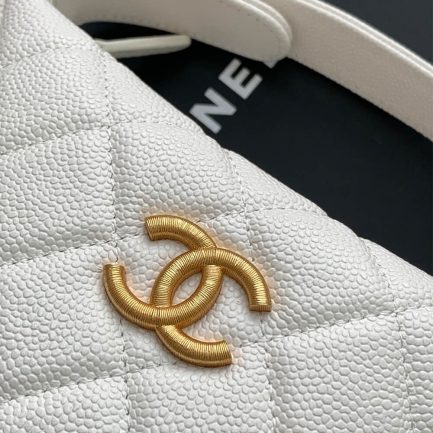 CHANEL Classic Hobo with Chain(High-end Grade)