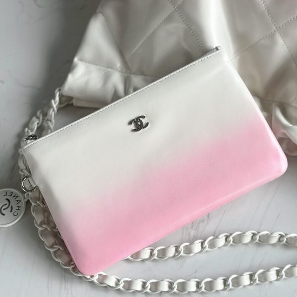 CHANEL 22 HANDBAG(high-end grade)