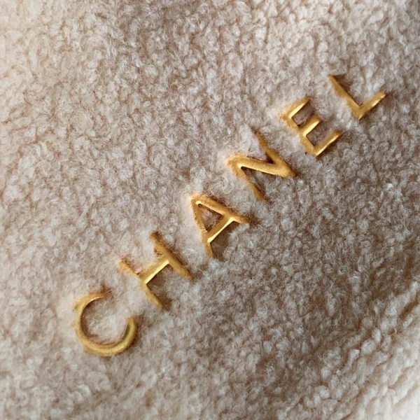CHANEL 22 MINI HANDBAG(HIGH-END GRADE)