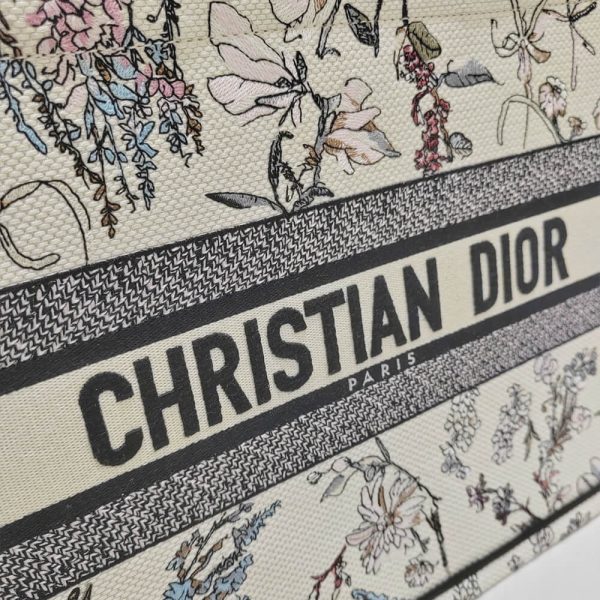 Medium Dior Book Tote